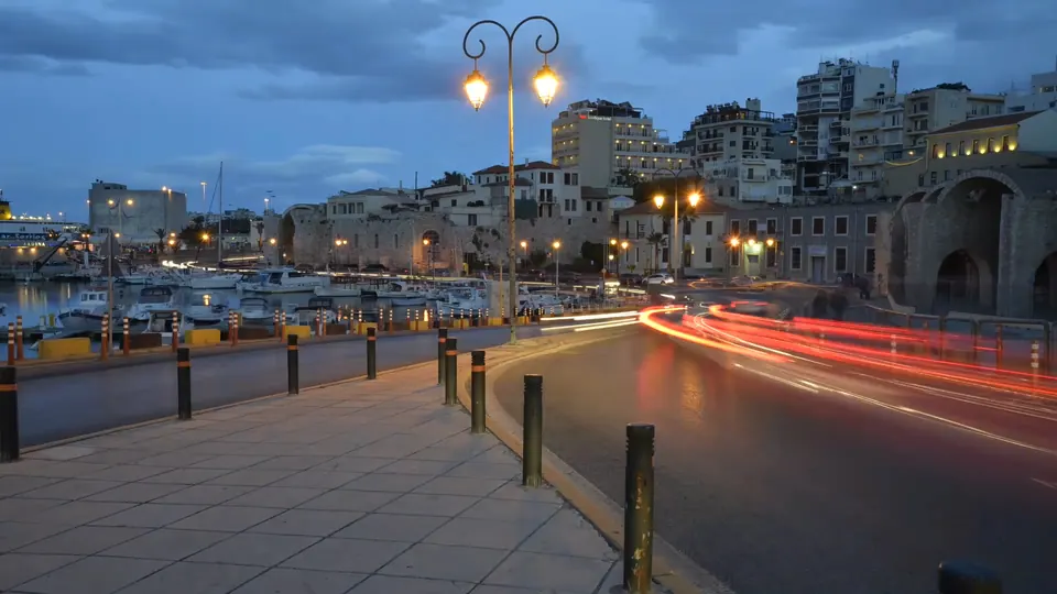 The harbour by night